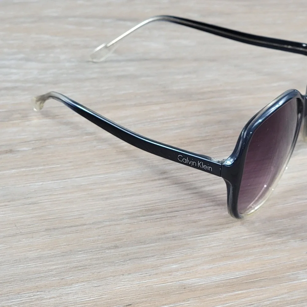 Calvin Klein Womens Butterfly Sunglasses Navy Blue Ombre Purple Gradient Lenses - Picture 2 of 6